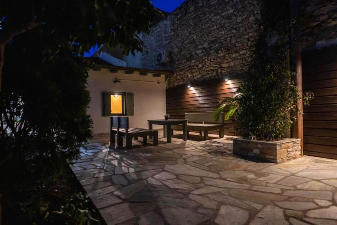 Villa Seafront Karma Luxury - An Escape From Reality Kato Gatzea Exterior foto